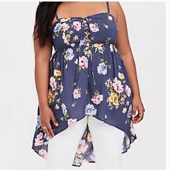 Torrid size 1 hi-lo top - Picture 4 of 9